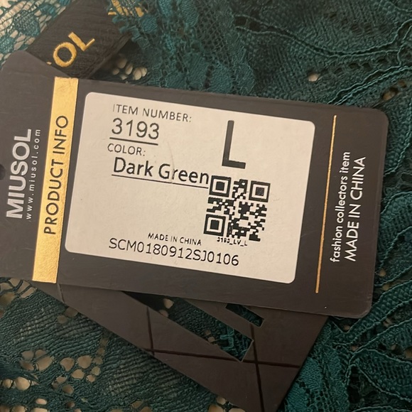 Dark green bridesmaids/mother of the bride/groom dress. - Picture 11 of 13